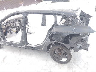 часть кузова (вырезанный элемент) Renault Megane 4 поколение [рестайлинг] (2020 - 2026), 1.5 л., дизель, универсал