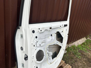 дверь задняя правая Citroen C4 Spacetourer 1 поколение 2022, 1.5 л., дизель, АКПП