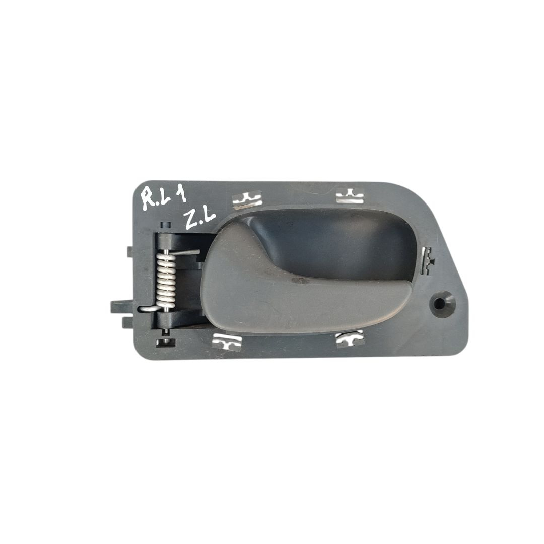 ручка внутренняя задняя левая Renault Laguna 1 поколение 1998, 7700823286N, 92000006, 92000014L - фото №1