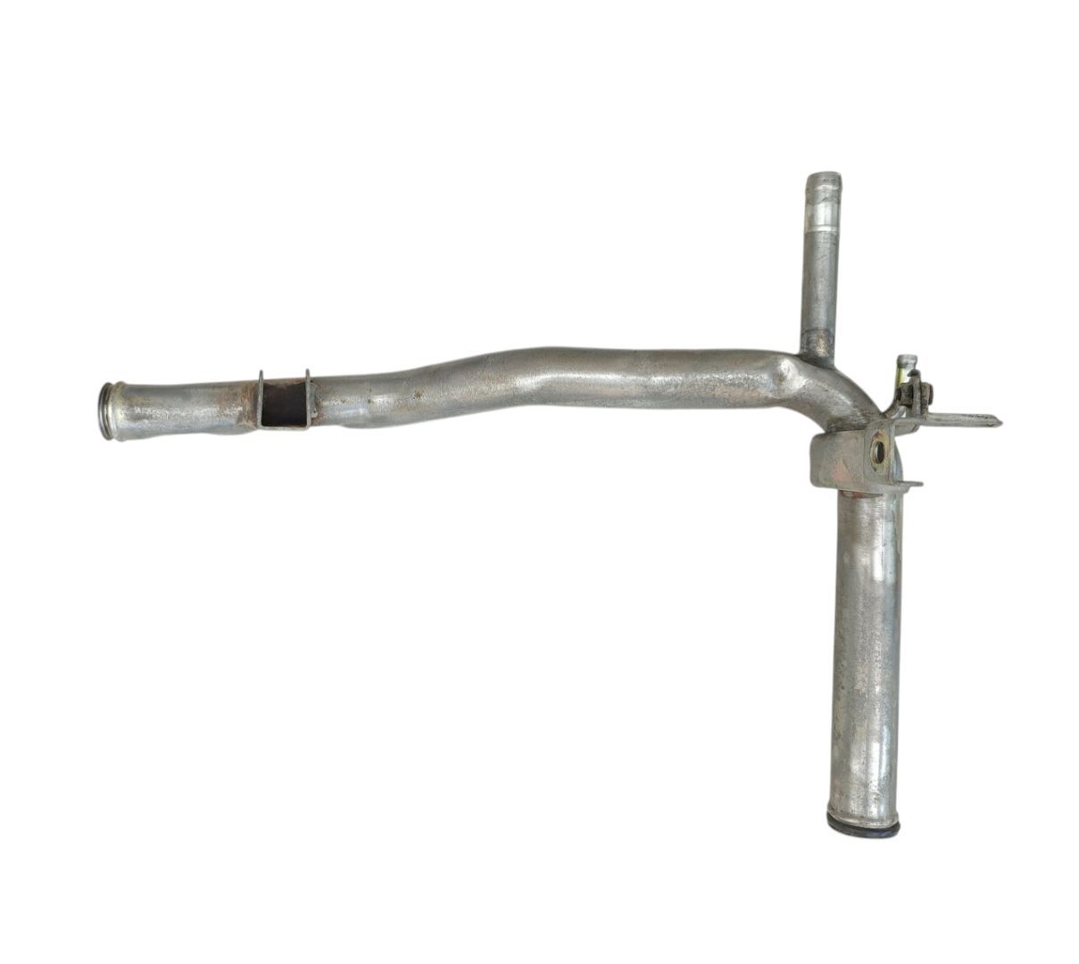 трубка охлаждающей жидкости Mitsubishi Space Star 1 поколение 2001, 1.3 л., бензин - фото №1