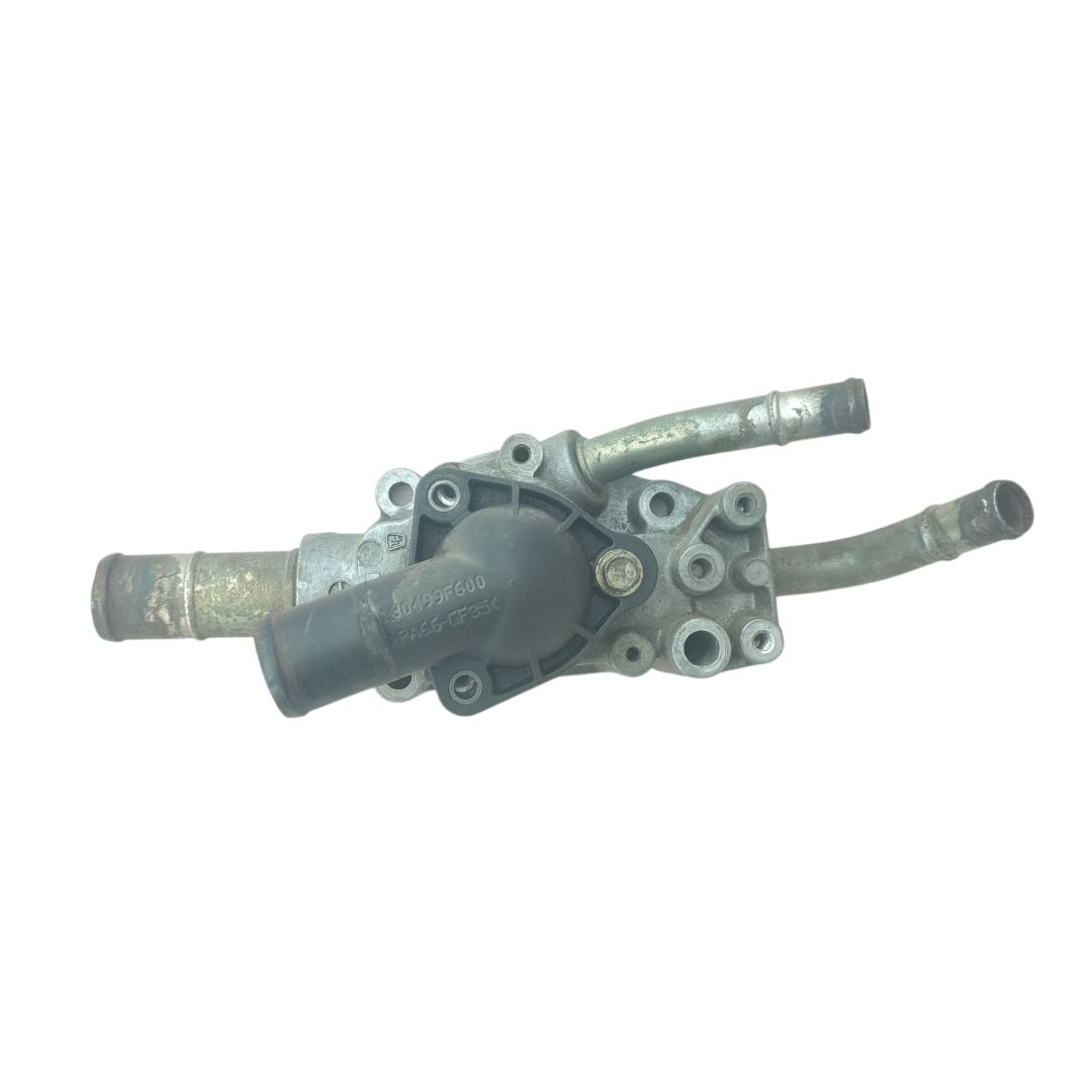 корпус термостата Nissan Almera N16 2002, 1.5 л., бензин, 130499F600 - фото №1