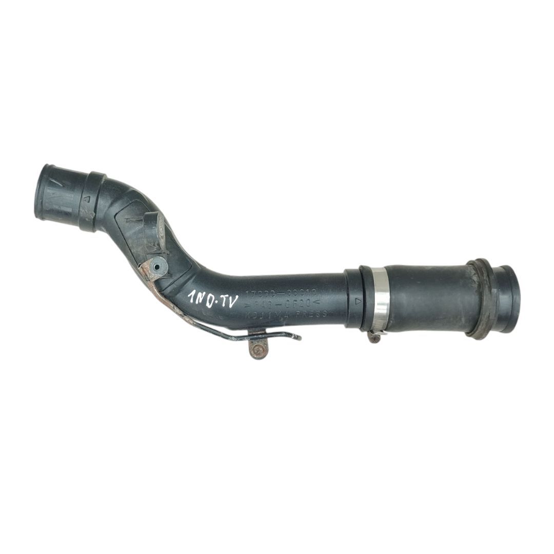 патрубок интеркулера Toyota Yaris XP9 2006, 1.4 л., 1ND-TV, дизель, 17030-33010 - фото №1