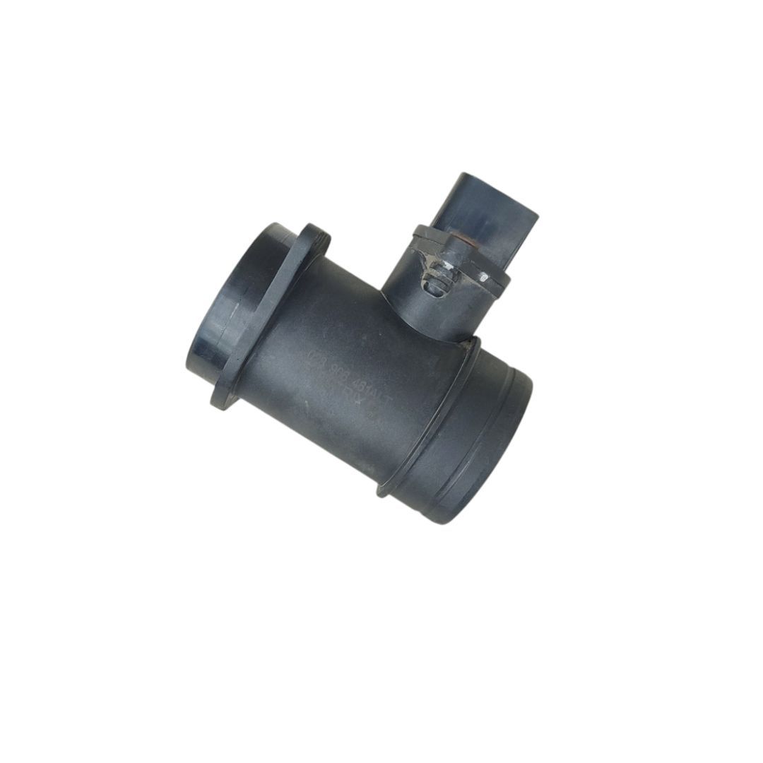 расходомер воздуха Volkswagen Passat B5 1998, 1.9 л., дизель, 028906461ALT - фото №1