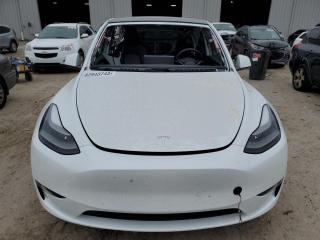 Tesla Model Y 1 поколение