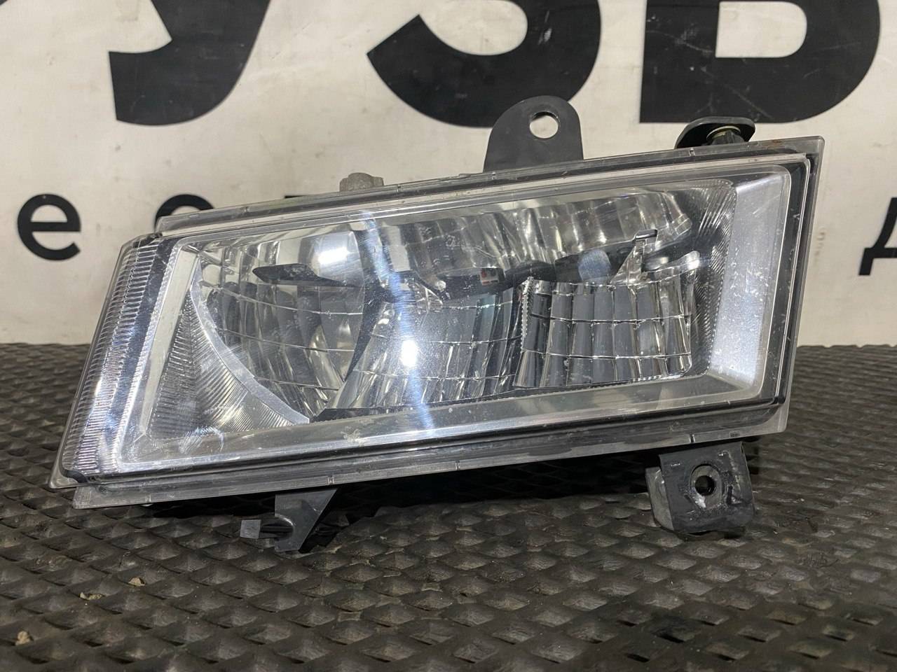 фара противотуманная левая Scania 6-series, 2650533, 2760344 - фото №1