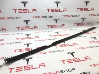 Молдинг накладки порога Tesla Model S 1 поколение [2-й рестайлинг] (2021 - 2026), 1012215-00-G