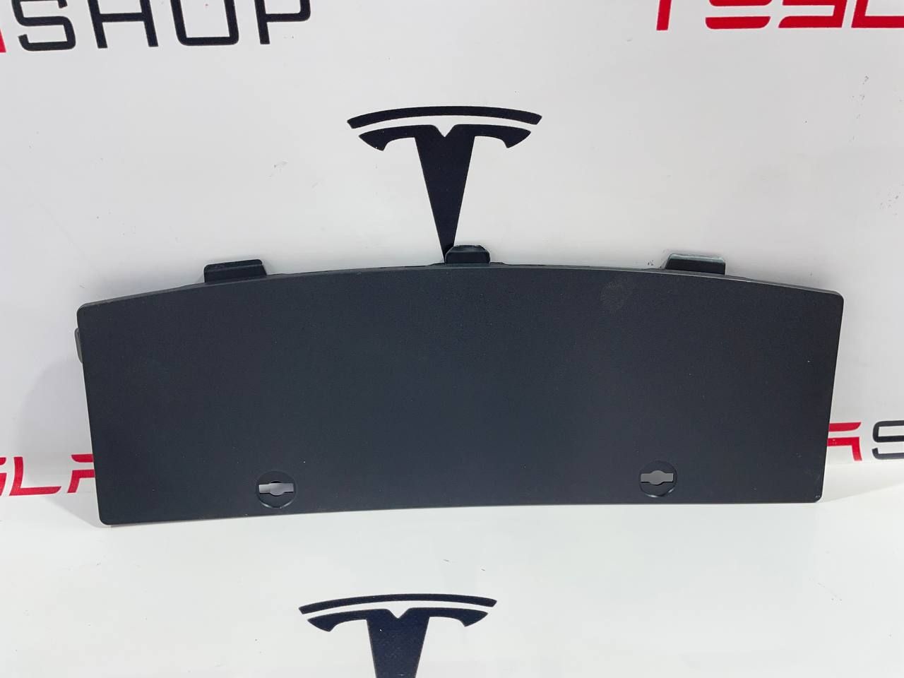 Крышка диффузора заднего бампера Tesla Model 3 2 поколение 2024, 1713689-00-C, 1784692-00-B, 1582583-00-C - фото №1