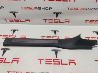 Накладка дверного порога Tesla Model X 1 поколение 2019, 1035987-02-G, 1496490-00-A, 1496491-00-A