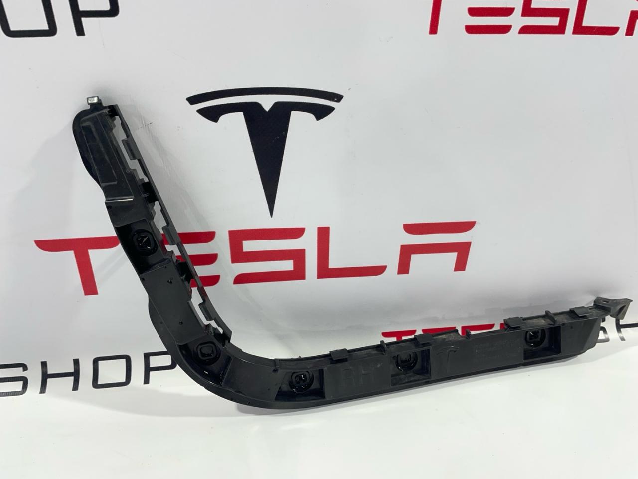 Крепление бампера заднего Tesla Model 3 1 поколение 2019, 1083989-00-I, 1083991-00-K - фото №1