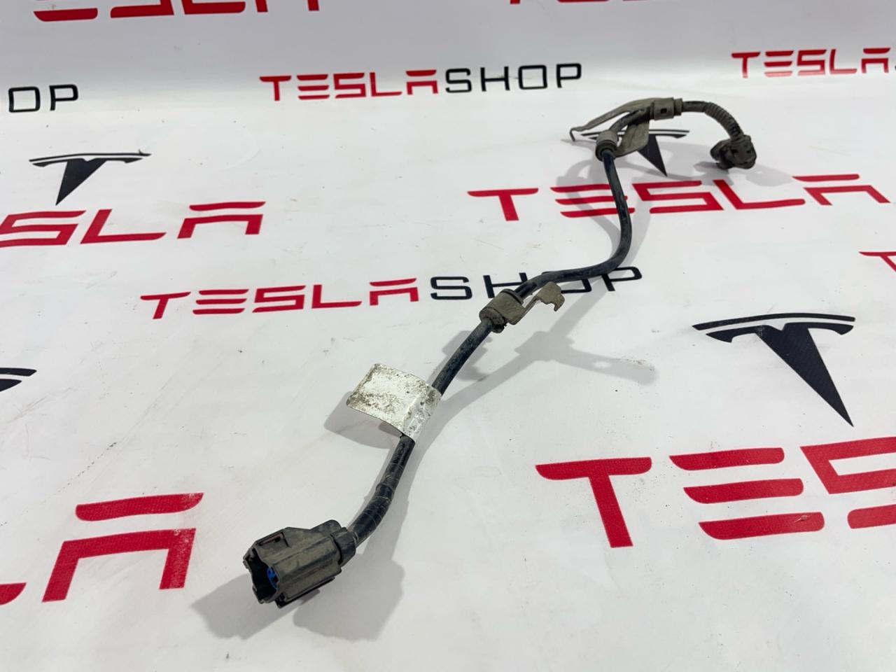 Электропроводка суппорта (ручника) Tesla Model 3 1 поколение 2019, 1098482-00-F - фото №1
