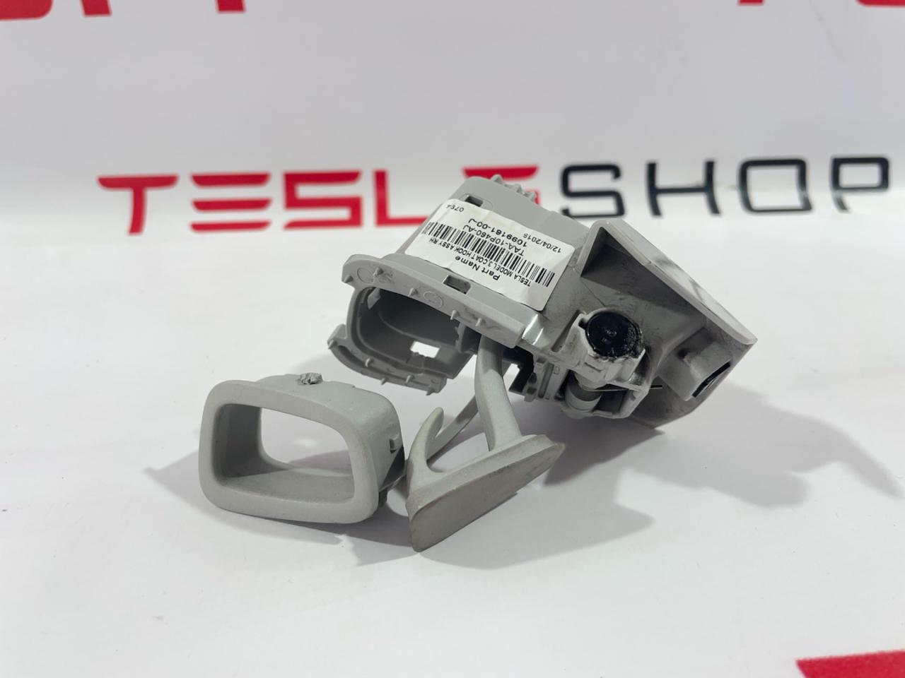 крючок для одежды Tesla Model 3 1 поколение 2019, 1099161-00-J, 1103403-00-G, 1101060-91-J - фото №1