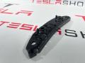 Кронштейн крепления направляющая бампер крыло Tesla Model 3 1 поколение 2019, 1084182-00-E - фото №3