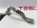 кронштейн крепления подкрылка переднего левого Tesla Model 3 1 поколение 2019, 1104540-00-B - фото №2