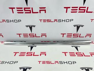 молдинг двери задней левой Tesla Model 3 1 поколение 2019, 1080745-00-F