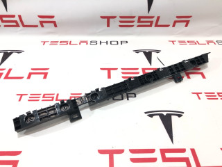 Крепление бампера заднего Tesla Model S 1 поколение [рестайлинг] 2019, 1091987-00-C, 1065459-00-C