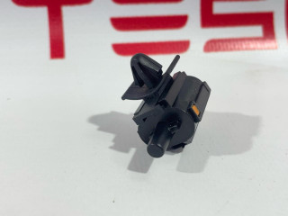 датчик температуры Tesla Model 3 1 поколение 2019, 6007379-00-B