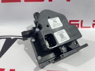 Клапан 3-х ходовой системы охлаждения Tesla Model S 1 поколение 2015, 6007384-00-F