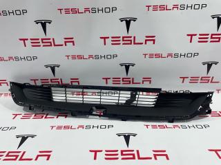 заглушка (решетка) в бампер Tesla Model Y 1 поколение 2025, 1983889-00-D, 1932383-00-D