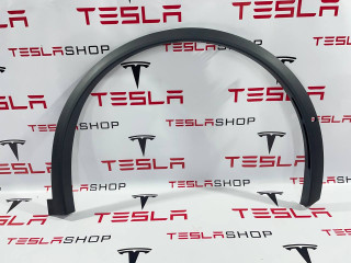 накладка колесной арки передний правый Tesla Model X 1 поколение 2018, 1035289-00-H, 1034430-00-F