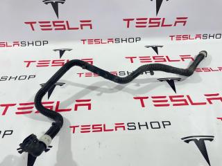 Патрубок системы охлаждения основной батареи Tesla Model 3 1 поколение 2019, 1077586-00-C