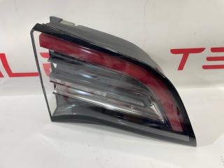 фонарь крышки багажника левый Tesla Model 3 1 поколение 2019, 1077401-00-G