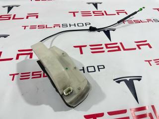 замок двери передней правой Tesla Model 3 1 поколение 2019, 1068963-00-K