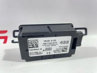 Антенна датчиков давления в шинах (TPMS) Tesla Model 3 1 поколение 2019, 1118580-00-D, 1458965-00-A