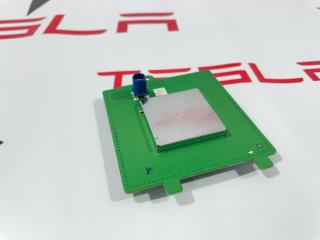 Антенна GPS (навигации) Tesla Model 3 1 поколение 2019, 1079734-00-C