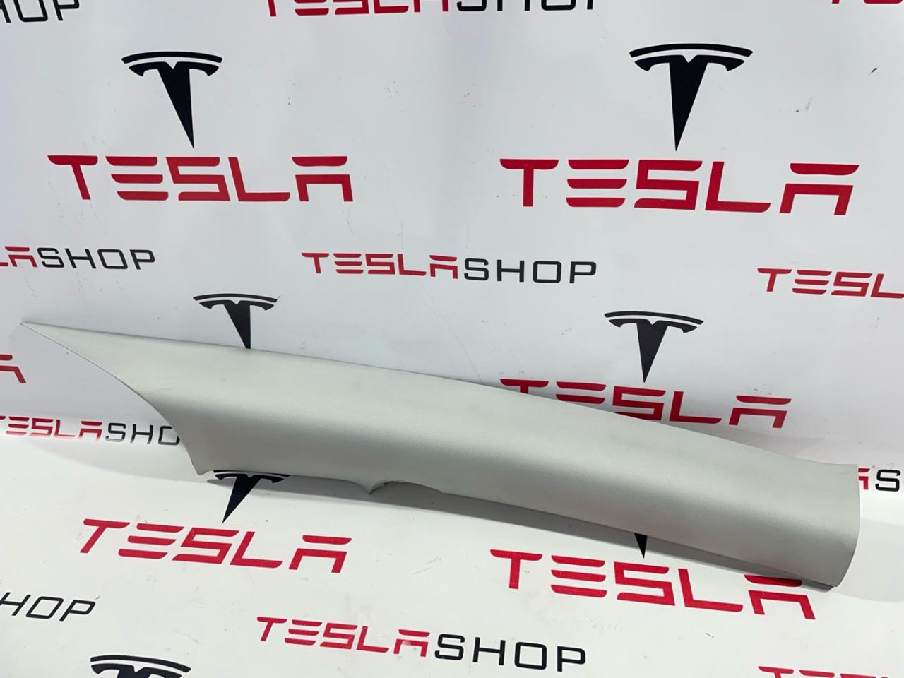 Накладка стойки С Tesla Model 3 1 поколение 2019, 1086265-01-L, 1086266, 1086265-01-N - фото №1