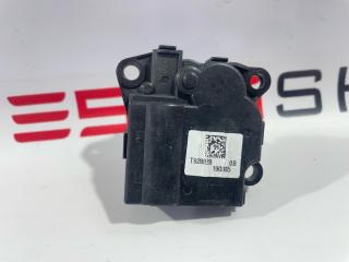 Сервопривод печки салона (печки) Tesla Model 3 1 поколение 2019, 1107674-00-A, 1099999-00-H, T92882B