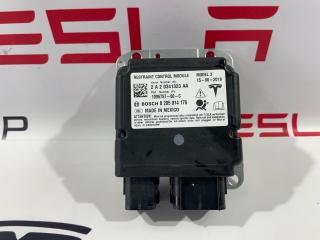 блок AirBag Tesla Model 3 1 поколение 2019, 1095757-00-C