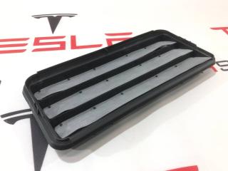 Вентиляционный клапан заднего багажника Tesla Model Y 1 поколение 2022, 1098751-00-C