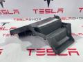 Кронштейн крепления обшивки багажника Tesla Model 3 1 поколение 2019, 1470967-00-B, 1479703-00-A - фото №2