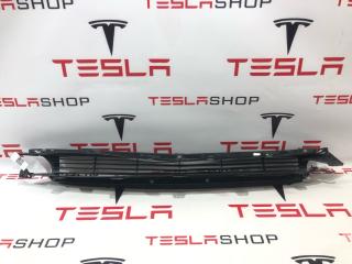 заглушка (решетка) в бампер Tesla Model X 1 поколение 2016, 1047734-00-F, 1047360-00-G, 1047740-00-H, 1050211-00-G