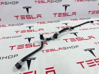 Патрубок системы охлаждения основной батареи Tesla Model 3 1 поколение 2019, 1077576-00-E, 1077577-00-E