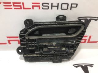 ручка наружная Tesla Model S 1 поколение [рестайлинг] 2016, 1100299-S0-A, 1071880-00-A, 1046121-00-E