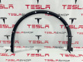 накладка колесной арки передний правый Tesla Model X 1 поколение 2018, 1035289-00-H, 1034430-00-F - фото №2