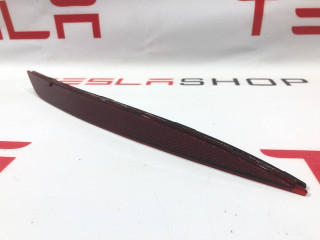 катафот Tesla Model Y 1 поколение 2022, 1495818-00-C, 1626227