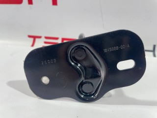 петля замка капота Tesla Model 3 2 поколение 2025, 1645986-00-A