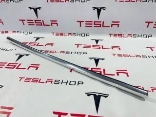 молдинг двери задней правой Tesla Model 3 1 поколение 2019, 1080748-00-I