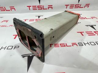 лонжерон правый Tesla Model X 1 поколение 2019, 1045613-00-G