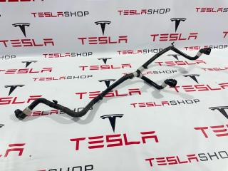 Патрубок системы охлаждения заднего мотора Tesla Model X 1 поколение [рестайлинг] 2022, 1585708-00-A