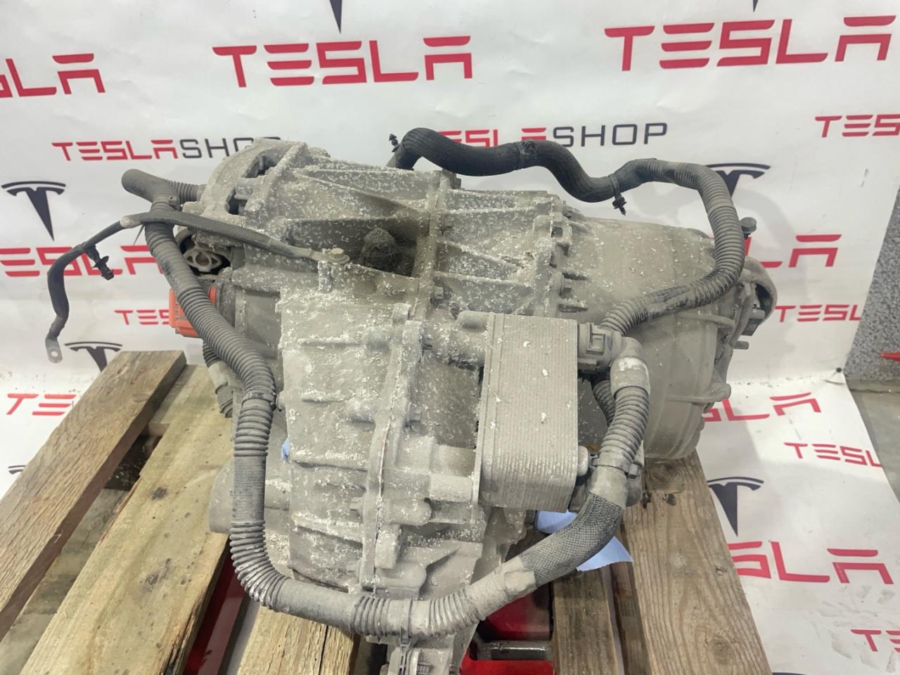 Электродвигатель Tesla Model 3 1 поколение 2019, 1120980-00-F - фото №1