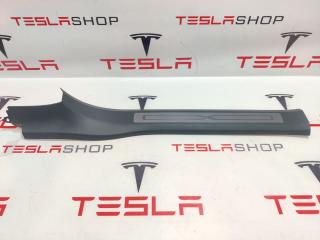 Накладка дверного порога Tesla Model X 1 поколение 2019, 1035985-00-G, 1496499-00-A, 1496500-00-A