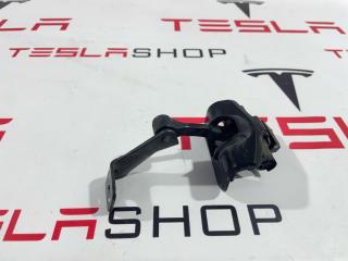 ограничитель открывания двери Tesla Model 3 1 поколение 2019, 1110298-00-D, 0298-D, F-R20309