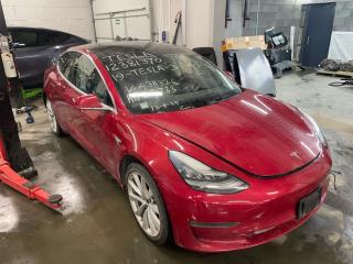 Tesla Model 3 1 поколение