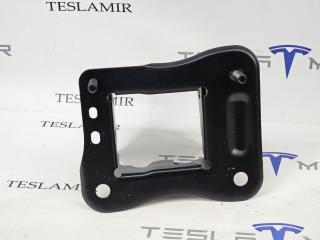 усилитель бампера переднего Tesla Model S 1 поколение [2-й рестайлинг] 2022, 1553860-00