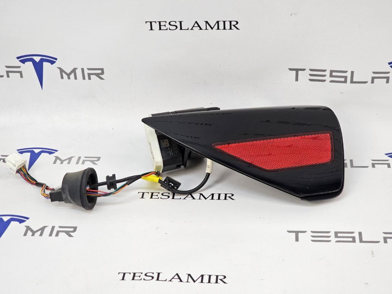 Люк порта зарядки с электроприводом в сборе Tesla Model 3 1 поколение 2023, 1478840-00, 1566302-00, 1476608-00, 1566302-10 - фото №1