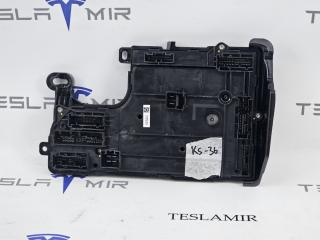 Блок управления BCM (бортовой сети) (Body Control Module) Боди Tesla Model 3 1 поколение 2023, 1567455-00, 1078673-90, 1078673-99, 1078673-32, 1497850-00, 1567359-00, 1567455-02