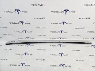 Молдинг двери (хром) задний правый Tesla Model X 1 поколение 2018, 1098686-00